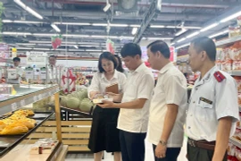 10% cơ sở sản xuất, kinh doanh thực phẩm có vi phạm, Hà Nội hướng dẫn mới về phân cấp quản lý