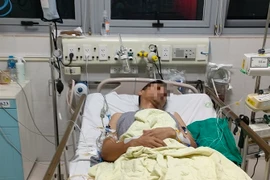 Bệnh nhân 52 tuổi bị biến chứng sốc tim nặng, ngừng tuần hoàn, được cứu sống thần kỳ