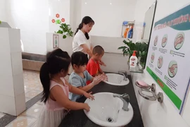 Số mắc tay chân miệng tại Hà Nội tăng cao, ghi nhận thêm các ổ dịch ở trường mầm non