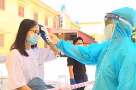 Vừa từ Mỹ về nước, cô gái 18 tuổi được phát hiện dương tính với SARS-CoV-2