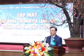 Bí thư Thành ủy Hà Nội: Mong các đồng chí nguyên lãnh đạo tiếp tục đóng góp xây dựng Thủ đô