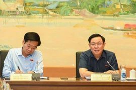 Chủ tịch Quốc hội: Tiền có nhưng nhiều nơi không dám mua hoặc mua thì sai, không hiểu vì sao…