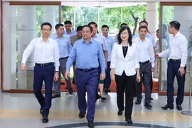 Quyền Bộ trưởng Y tế kiến nghị 10 vấn đề lớn, Thủ tướng chỉ đạo phải tháo gỡ ngay cho ngành Y