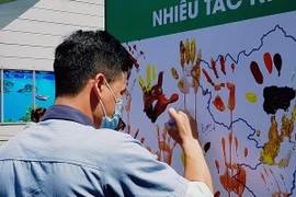 Hơn 15.000 công nhân hưởng ứng Ngày thế giới rửa tay với xà phòng 15-10