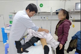 Áp lực của bác sĩ trực cấp cứu ngày Tết vơi đi phần nào nhờ số bệnh nhân tai nạn giao thông giảm