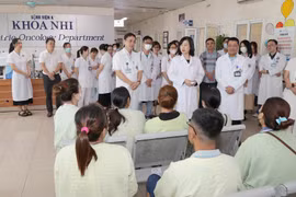 Bộ trưởng Y tế: Không “miễn viện phí tuyệt đối” mà giảm tối đa phần đồng chi trả của người dân