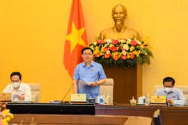 Chủ tịch Quốc hội: Bên cạnh chống tham nhũng, tiết kiệm, chống lãng phí cũng rất quan trọng