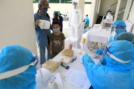 Hà Nội: Người dân muốn xét nghiệm và điều trị Covid-19 được phân tuyến như thế nào?