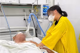 Bố qua đời, hiến tạng đúng ngày thi tốt nghiệp THPT, con nén đau thương đạt 32 điểm