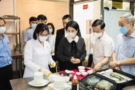 Kiểm tra an toàn thực phẩm tại các bếp ăn phục vụ đại biểu Quốc hội dự kỳ họp thứ 5