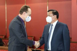 Hà Nội đề xuất Nga hỗ trợ giới thiệu và kết nối kênh tiếp cận mua vaccine Covid-19