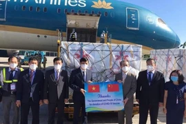 500.000 liều vaccine Vero-Cell của Sinopharm - Trung Quốc đã về Việt Nam