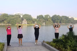 Chính phủ yêu cầu nghiên cứu hạ cấp độ dịch Covid-19, đưa đời sống dần trở lại bình thường mới