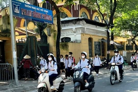 Thủ tướng yêu cầu lắp camara, bố trí thiết bị bảo đảm an toàn giao thông ở gần trường học