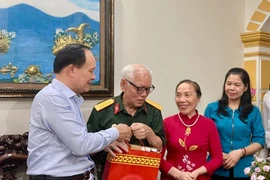 Đề xuất hai mức tặng quà bằng tiền cho người có công nhân dịp 27-7 sắp tới