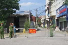 Hà Nội ghi nhận thêm 9 ca dương tính với SARS-CoV-2 ở 2 quận và 4 huyện