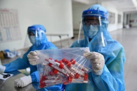 Việt Nam phát hiện thêm 18 ca Covid-19 nhiễm biến thể mới Omicron