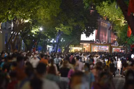 Hà Nội còn khoảng 102.000 ca mắc Covid-19 đang theo dõi, điều trị