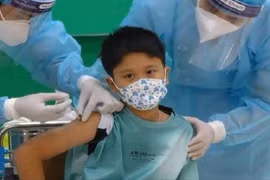 Bộ Y tế đốc thúc các địa phương sớm đưa học sinh trở lại trường