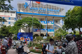 Nhiều học sinh Tiểu học Ban Mai ở Hà Đông bị đau bụng, tiêu chảy nghi ngộ độc thực phẩm