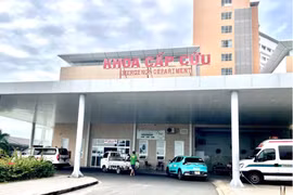 Bốn người nhập viện, một nguy kịch nghi ngộ độc rượu sau khi ăn uống tại quán Bánh canh cá lóc