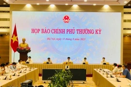 Chính phủ đề xuất giảm tiếp 30% thuế thu nhập doanh nghiệp, giảm 50% thuế với hộ kinh doanh...