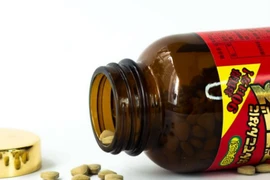 Bộ Y tế yêu cầu Lazada gỡ bỏ thông tin, ngừng bán sản phẩm “Viên uống giảm cân 15kg”