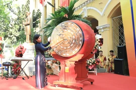 Lãnh đạo Thành ủy Hà Nội dự lễ khai giảng năm học mới tại Ba Đình, Ba Vì, Gia Lâm