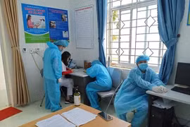 Những mảnh ghép đầy cảm xúc trong bức tranh chống Covid-19 tại tâm dịch Hải Dương và Quảng Ninh