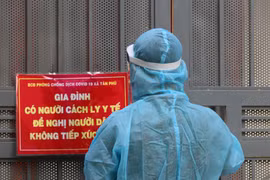 Hà Nội: Có thể đặt biển giám sát trước nhà người từ TP.HCM về đang cách ly 