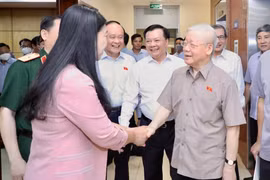 Tổng Bí thư Nguyễn Phú Trọng tiếp xúc cử tri Hà Nội: Nhân dân tin vào cuộc chiến chống tham nhũng