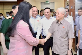 Tổng Bí thư Nguyễn Phú Trọng tiếp xúc cử tri Hà Nội: Nhân dân tin vào cuộc chiến chống tham nhũng