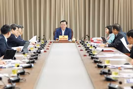 Hà Nội giao tổng số 2.749 biên chế khối Đảng, đoàn thể trong năm 2023 