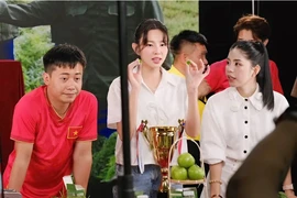 Người nổi tiếng livestream quảng cáo thổi phồng kẹo rau củ Kera, Bộ Y tế đề nghị xử lý