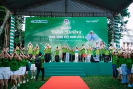 Hơn 2.000 người tham gia “Ngày dinh dưỡng cộng đồng Việt Nam” lần thứ tư