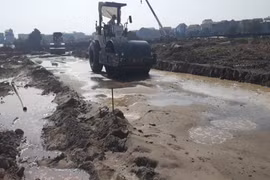 Thủ tướng trả lời chất vấn về việc sử dụng cát nhân tạo thay thế cát tự nhiên trong giao thông