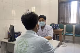 Bác sĩ chỉ ra dấu hiệu trẻ đang sử dụng chất gây nghiện, bố mẹ cần đặc biệt lưu ý