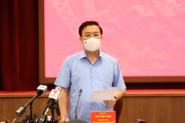 Hà Nội: Dự kiến bỏ giấy đi đường, bỏ phân vùng từ mai, 21-9, tiếp tục dừng vận tải hành khách…