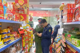 Mở cao điểm chống buôn lậu, gian lận thương mại dịp Tết Nguyên đán Ất Tỵ trên toàn quốc