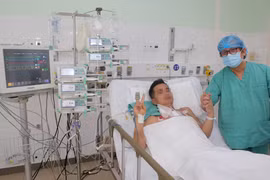 Trái tim một phụ nữ từ Hà Nội được chuyển vào Huế để hồi sinh nam bệnh nhân 43 tuổi