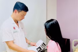 "Đua" đi nâng ngực giá rẻ từ 10-100 triệu đồng không cần phẫu thuật, nhiều chị em nhập viện