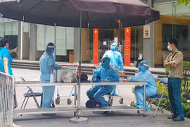 47 trường hợp sống cùng tầng bệnh nhân Covid-19 ở Times City đã âm tính