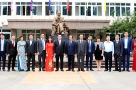 Bí thư Thành ủy Vương Đình Huệ cảnh báo về tỷ lệ sinh viên nhập học Đại học Thủ đô giảm