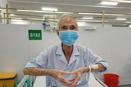 Số ca Covid-19 tử vong ở TP HCM đã giảm 30% so với tuần trước, Hà Nội vẫn xếp ở nhóm 2