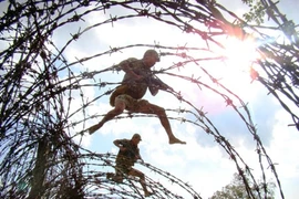 Ảnh đẹp về bộ đội đặc công luyện tập