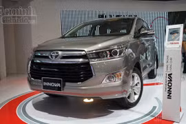 Bán giá cả tỷ đồng, Innova 2016 "lột xác" được những gì?