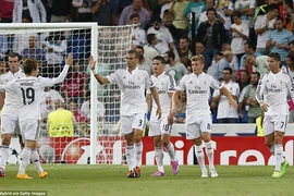 Real đại thắng "5 sao", Liverpool khởi đầu vất vả