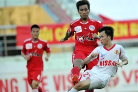 NÓNG: Hai cầu thủ V.Ninh Bình bị bắt vụ dàn xếp tỷ số, đánh bạc