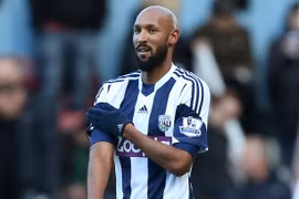 Anelka sắp thành đồng đội của... Ronaldinho