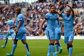 Lampard ghi bàn "như điên" ở Man City